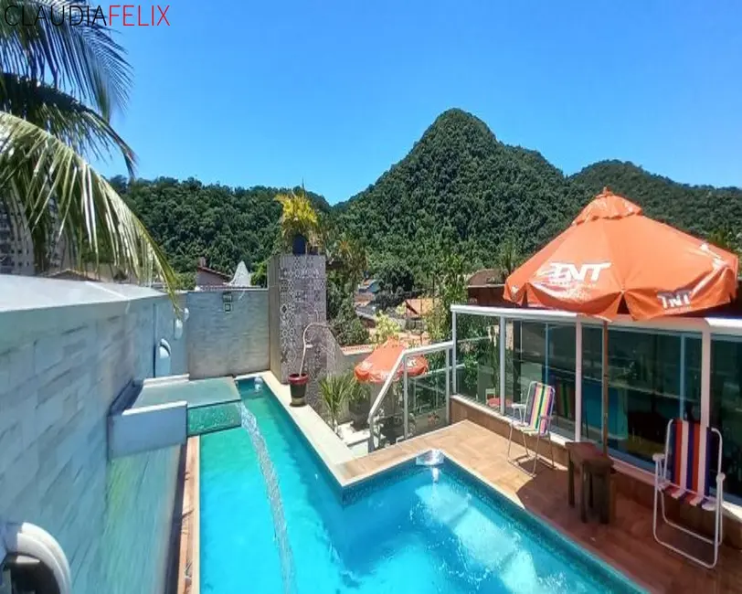 Casa com 3 quartos à venda, 270m2 em Canto do Forte, Praia Grande - SP - imagem 1 Foto 1 de Casa com 3 quartos à venda, 270m2 em Canto do Forte, Praia Grande - SP