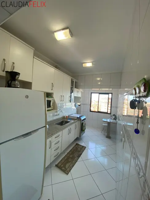 Apartamento com 3 quartos à venda, 121m2 em Flórida, Praia Grande - SP - imagem 4 Foto 4 de Apartamento com 3 quartos à venda, 121m2 em Flórida, Praia Grande - SP