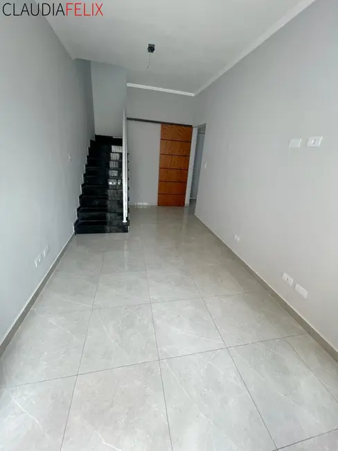 Casa com 3 quartos à venda, 80m2 em Aviação, Praia Grande - SP - imagem 4 Foto 4 de Casa com 3 quartos à venda, 80m2 em Aviação, Praia Grande - SP