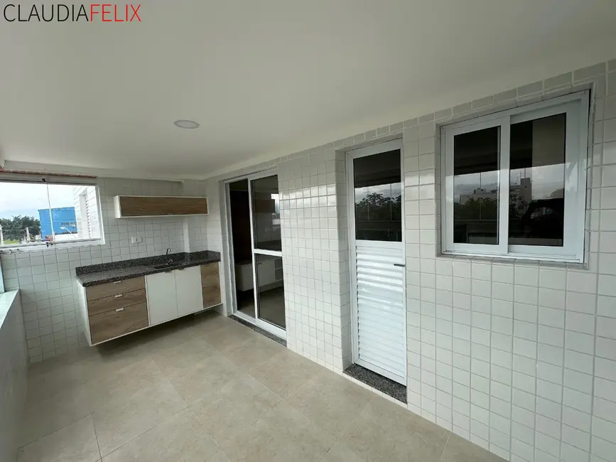 Foto 2 de Apartamento com 2 quartos à venda, 72m2 em Guilhermina, Praia Grande - SP