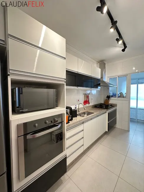 Apartamento com 2 quartos à venda, 97m2 em Canto do Forte, Praia Grande - SP - imagem 6 Foto 6 de Apartamento com 2 quartos à venda, 97m2 em Canto do Forte, Praia Grande - SP