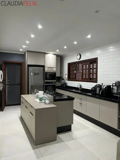 Foto 6 de Casa com 3 quartos à venda, 260m2 em Canto do Forte, Praia Grande - SP