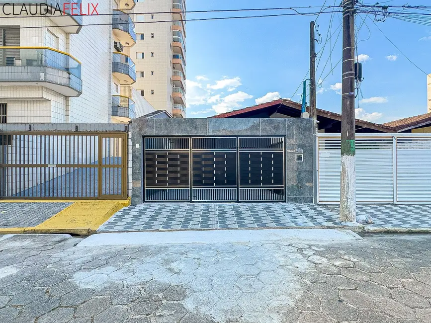 Foto 1 de Casa com 2 quartos à venda, 75m2 em Tupi, Praia Grande - SP