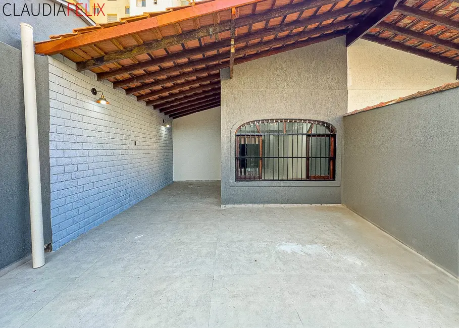 Foto 3 de Casa com 2 quartos à venda, 75m2 em Tupi, Praia Grande - SP