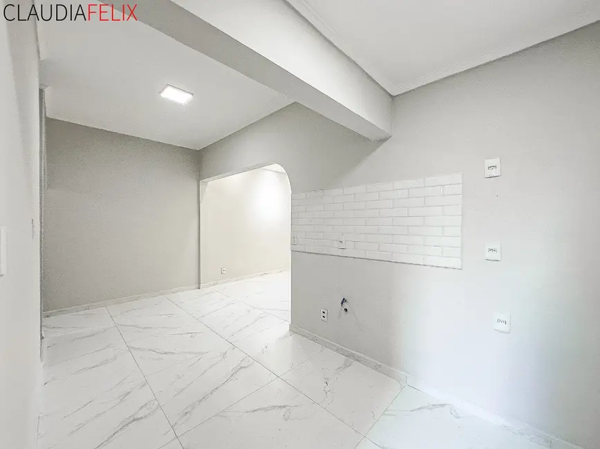 Foto 9 de Casa com 2 quartos à venda, 75m2 em Tupi, Praia Grande - SP