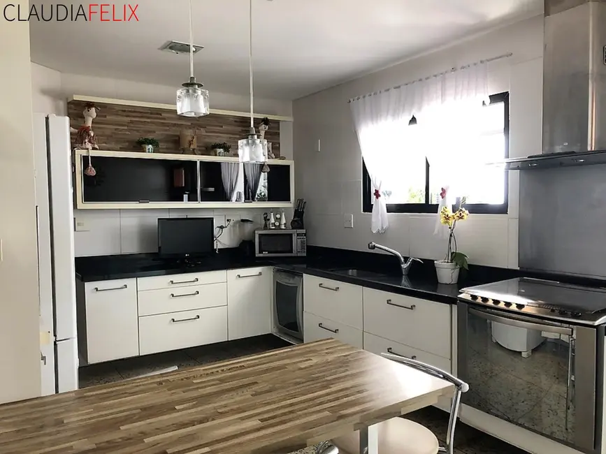 Apartamento com 3 quartos à venda, 168m2 em Canto do Forte, Praia Grande - SP - imagem 3 Foto 3 de Apartamento com 3 quartos à venda, 168m2 em Canto do Forte, Praia Grande - SP