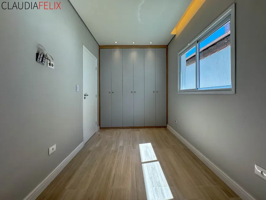 Casa com 3 quartos à venda, 102m2 em Canto do Forte, Praia Grande - SP - imagem 9 Foto 9 de Casa com 3 quartos à venda, 102m2 em Canto do Forte, Praia Grande - SP