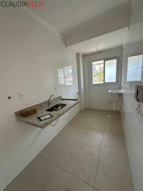 Foto 4 de Apartamento com 1 quarto à venda, 41m2 em Guilhermina, Praia Grande - SP