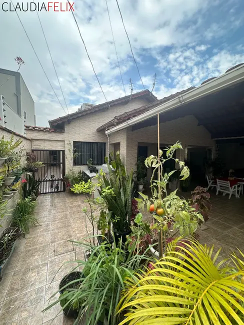 Foto 3 de Casa com 3 quartos à venda, 241m2 em Canto do Forte, Praia Grande - SP