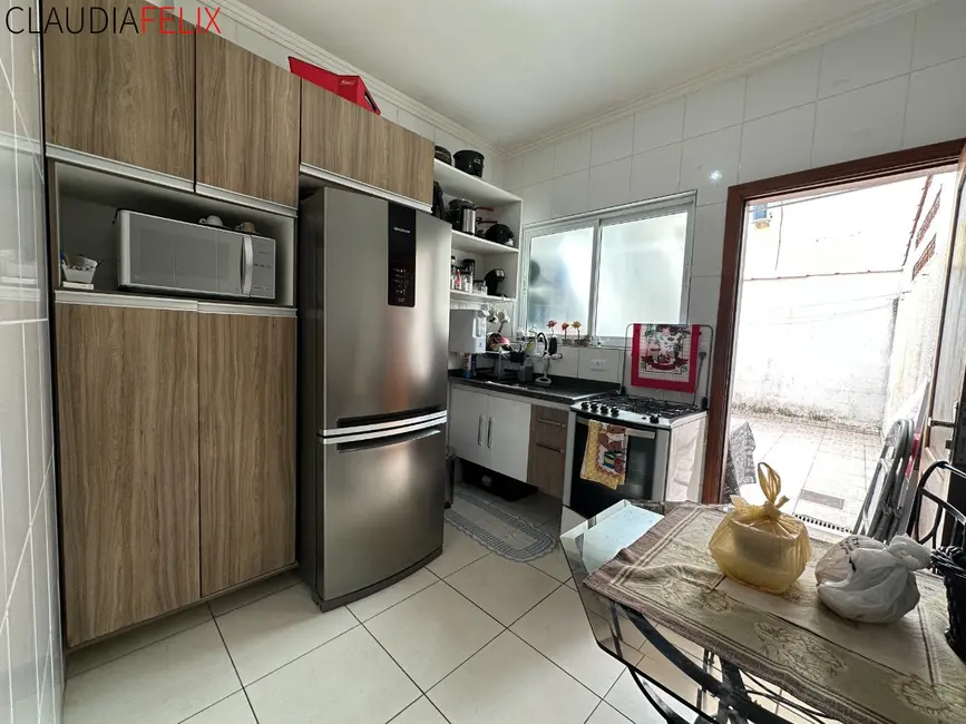 Casa com 2 quartos à venda, 68m2 em Sítio do Campo, Praia Grande - SP - imagem 7 Foto 7 de Casa com 2 quartos à venda, 68m2 em Sítio do Campo, Praia Grande - SP