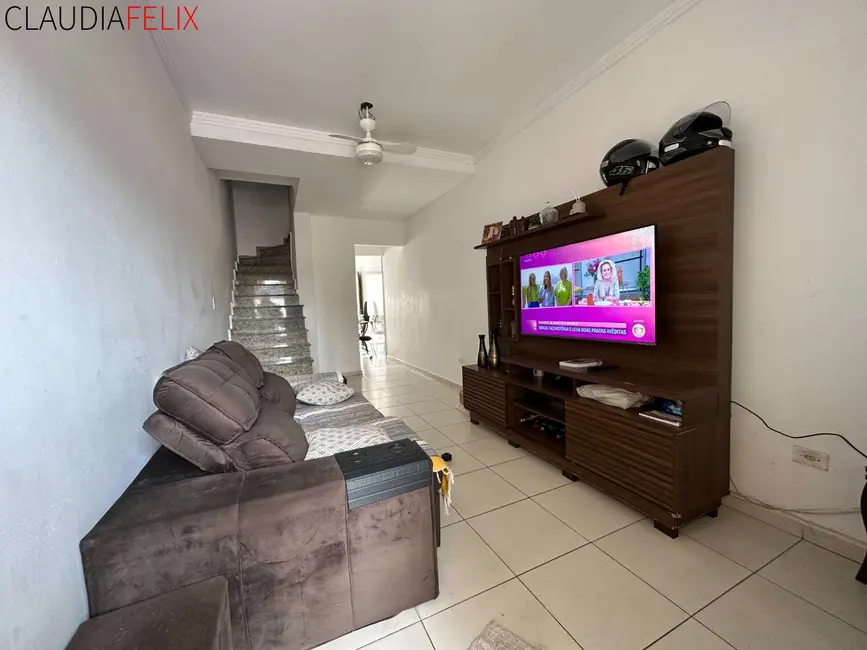 Casa com 2 quartos à venda, 68m2 em Sítio do Campo, Praia Grande - SP - imagem 1 Foto 1 de Casa com 2 quartos à venda, 68m2 em Sítio do Campo, Praia Grande - SP
