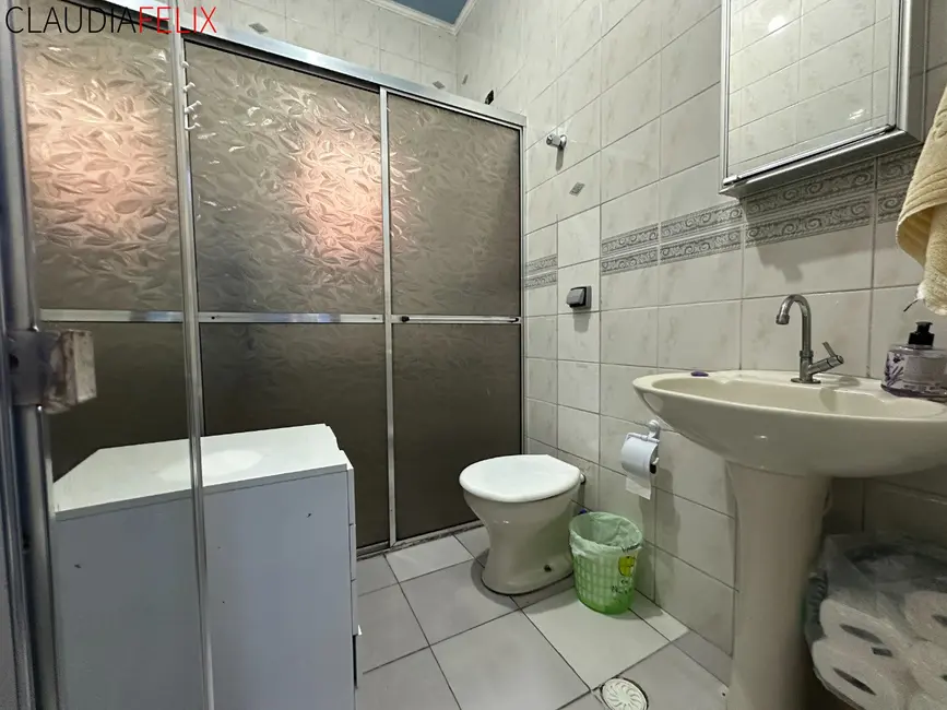 Casa com 1 quarto à venda, 80m2 em Sítio do Campo, Praia Grande - SP - imagem 7 Foto 7 de Casa com 1 quarto à venda, 80m2 em Sítio do Campo, Praia Grande - SP