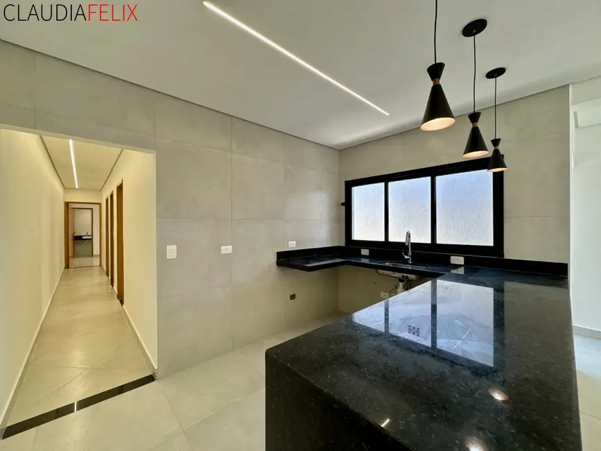 Foto 9 de Casa com 3 quartos à venda, 134m2 em Boqueirão, Praia Grande - SP