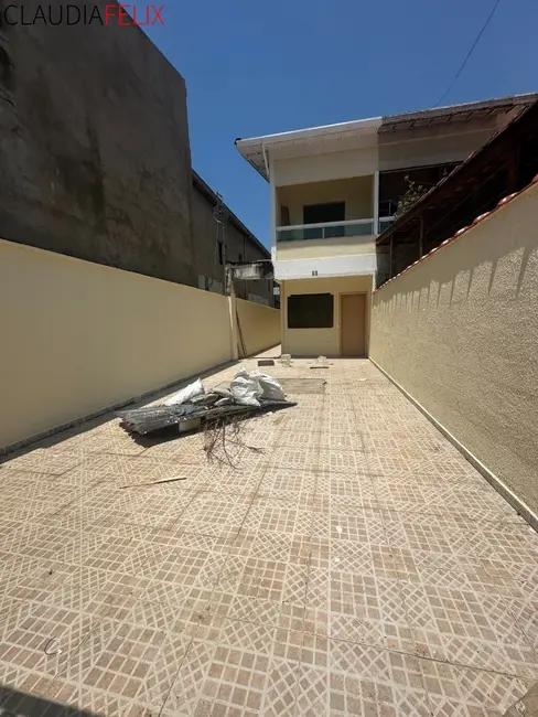 Foto 2 de Casa com 2 quartos à venda, 70m2 em Sítio do Campo, Praia Grande - SP