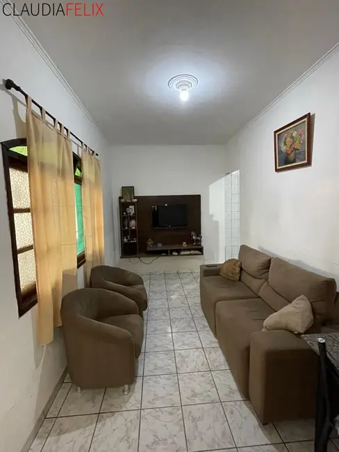 Casa com 2 quartos à venda, 87m2 em Caiçara, Praia Grande - SP - imagem 6 Foto 6 de Casa com 2 quartos à venda, 87m2 em Caiçara, Praia Grande - SP