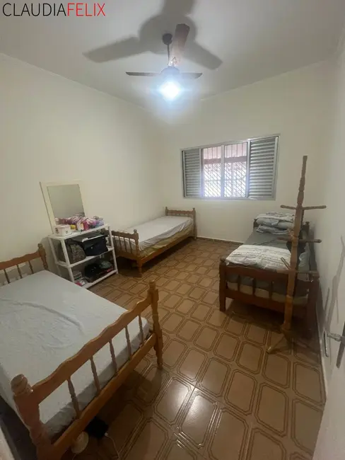 Foto 8 de Casa com 2 quartos à venda, 65m2 em Maracanã, Praia Grande - SP