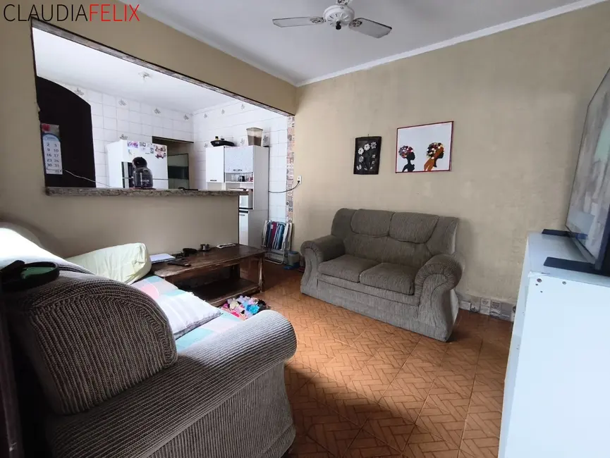 Foto 3 de Casa com 2 quartos à venda, 62m2 em Maracanã, Praia Grande - SP