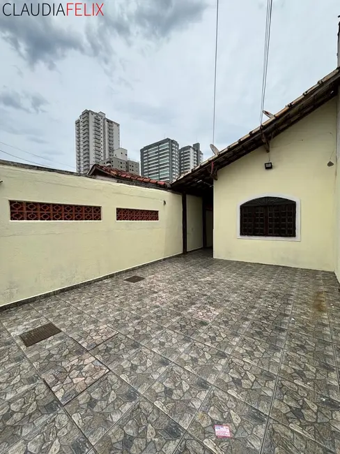 Foto 2 de Casa com 2 quartos à venda, 79m2 em Maracanã, Praia Grande - SP