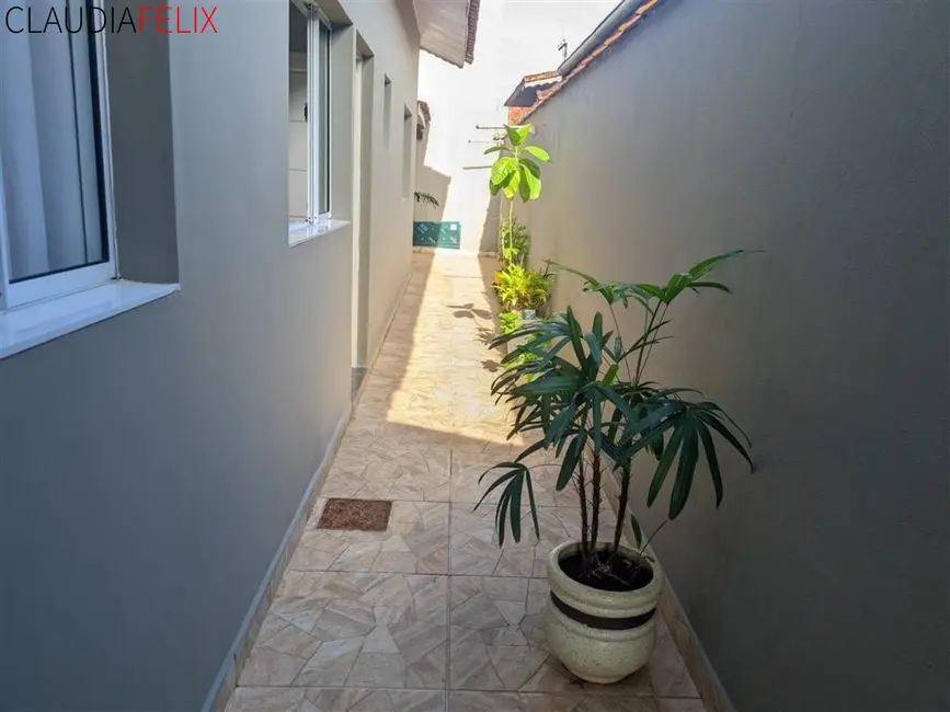 Foto 7 de Casa com 2 quartos à venda, 64m2 em Maracanã, Praia Grande - SP