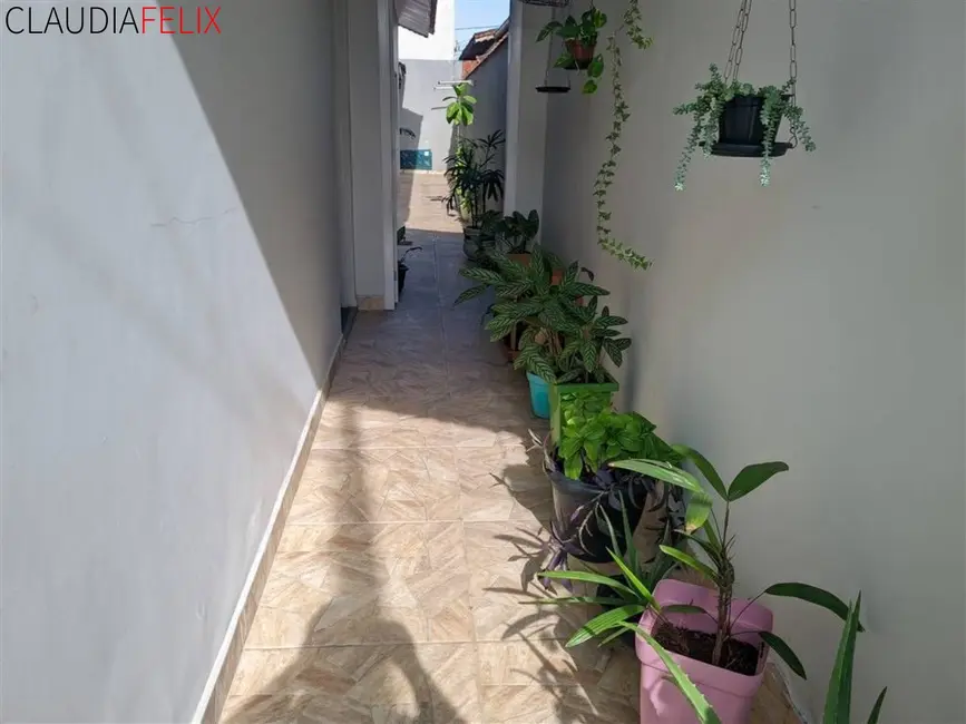 Foto 4 de Casa com 2 quartos à venda, 64m2 em Maracanã, Praia Grande - SP