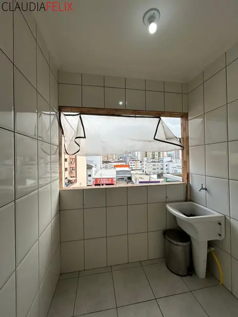 Foto 5 de Apartamento com 2 quartos para alugar, 80m2 em Boqueirão, Praia Grande - SP