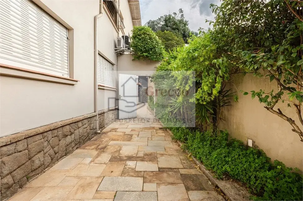 Foto 4 de Casa com 5 quartos para alugar, 250m2 em Sumaré, São Paulo - SP