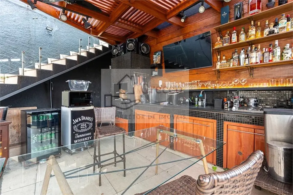 Foto 2 de Casa com 5 quartos para alugar, 250m2 em Sumaré, São Paulo - SP