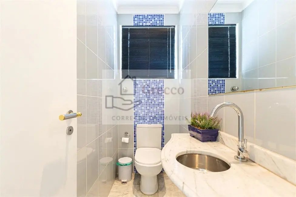 Casa com 4 quartos à venda, 250m2 em Sumaré, São Paulo - SP - imagem 9 Foto 9 de Casa com 4 quartos à venda, 250m2 em Sumaré, São Paulo - SP
