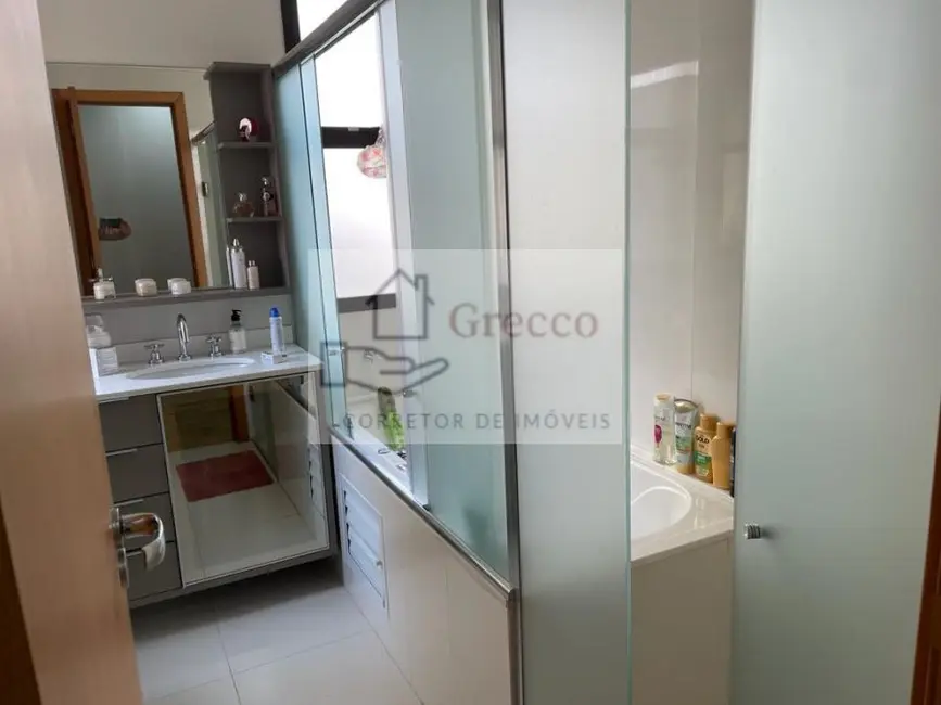 Foto 9 de Apartamento com 4 quartos à venda, 207m2 em Vila Mariana, São Paulo - SP