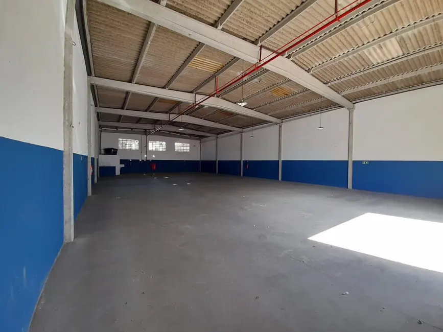 Armazém / Galpão para alugar, 500m2 em Portão, Lauro De Freitas - BA - imagem 5 Foto 5 de Armazém / Galpão para alugar, 500m2 em Portão, Lauro De Freitas - BA