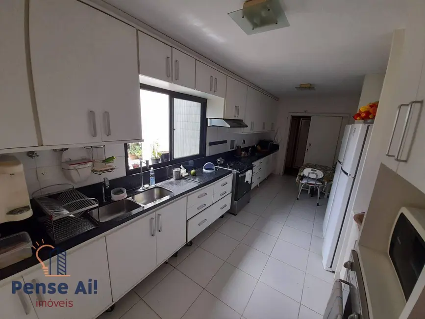 Apartamento com 4 quartos à venda, 398m2 em Rio Vermelho, Salvador - BA - imagem 7 Foto 7 de Apartamento com 4 quartos à venda, 398m2 em Rio Vermelho, Salvador - BA