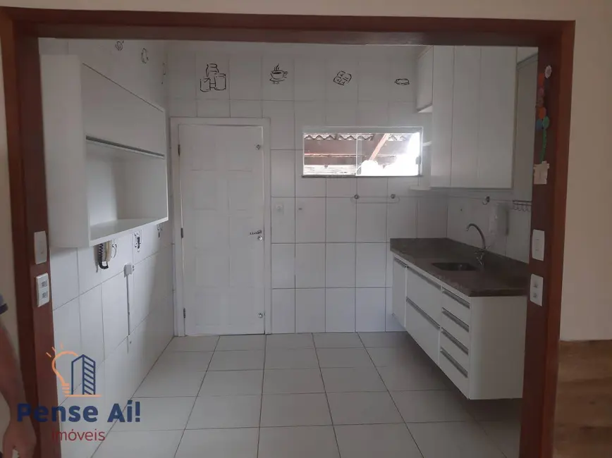 Casa com 4 quartos à venda, 117m2 em Buraquinho, Lauro De Freitas - BA - imagem 6 Foto 6 de Casa com 4 quartos à venda, 117m2 em Buraquinho, Lauro De Freitas - BA
