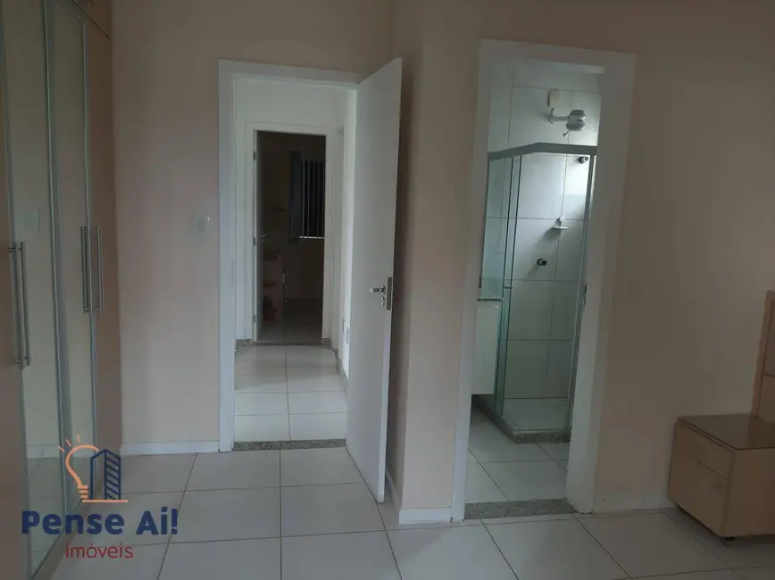 Casa com 4 quartos à venda, 117m2 em Buraquinho, Lauro De Freitas - BA - imagem 3 Foto 3 de Casa com 4 quartos à venda, 117m2 em Buraquinho, Lauro De Freitas - BA