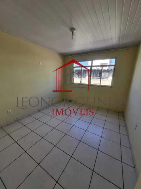 Foto 4 de Casa de Condomínio com 2 quartos para alugar, 50m2 em Rio De Janeiro - RJ