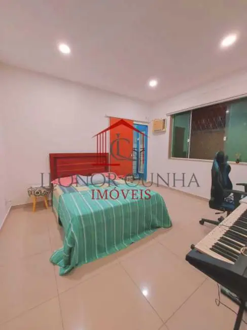 Casa de Condomínio com 3 quartos à venda, 120m2 em Rio De Janeiro - RJ - imagem 5 Foto 5 de Casa de Condomínio com 3 quartos à venda, 120m2 em Rio De Janeiro - RJ