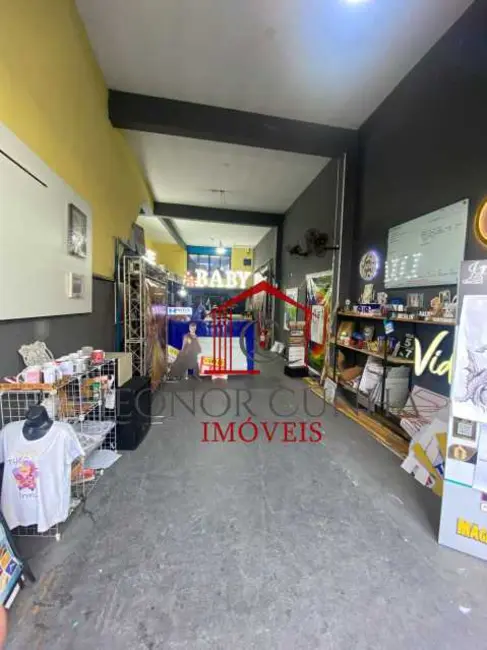 Foto 3 de Armazém / Galpão à venda, 70m2 em Rio De Janeiro - RJ