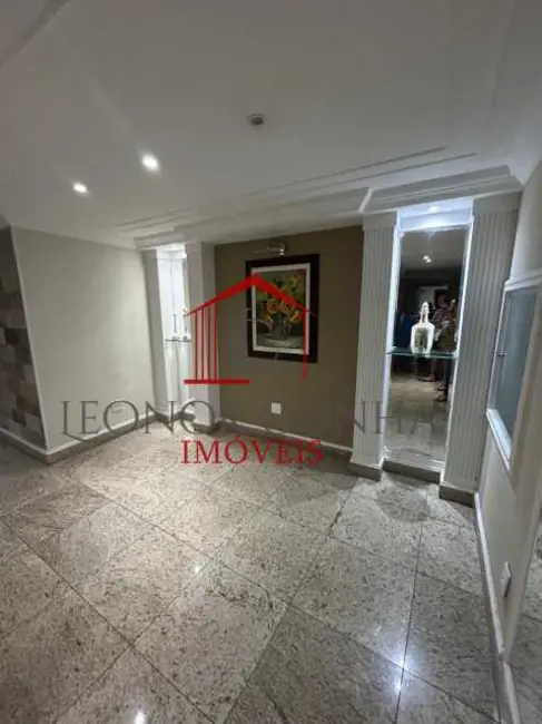 Apartamento com 3 quartos à venda, 134m2 em Rio De Janeiro - RJ - imagem 2 Foto 2 de Apartamento com 3 quartos à venda, 134m2 em Rio De Janeiro - RJ