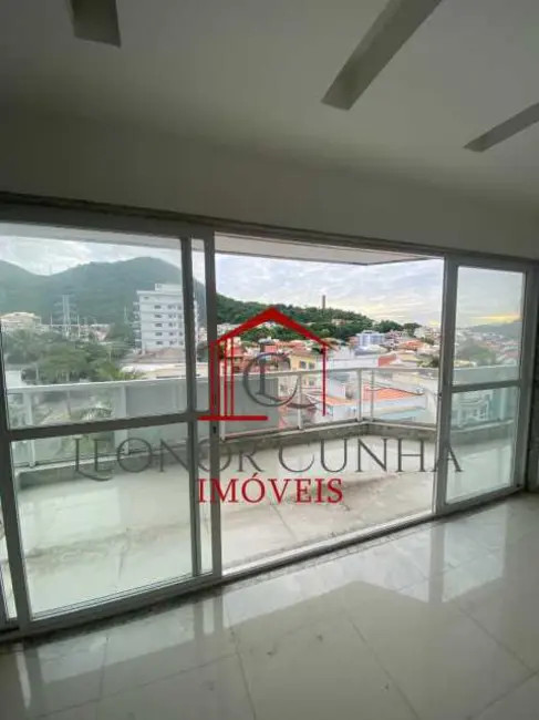 Cobertura com 4 quartos à venda, 240m2 em Rio De Janeiro - RJ - imagem 3 Foto 3 de Cobertura com 4 quartos à venda, 240m2 em Rio De Janeiro - RJ