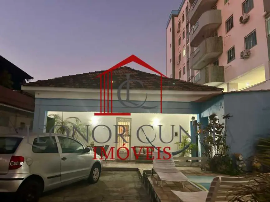 Foto 1 de Casa com 5 quartos à venda, 270m2 em Rio De Janeiro - RJ