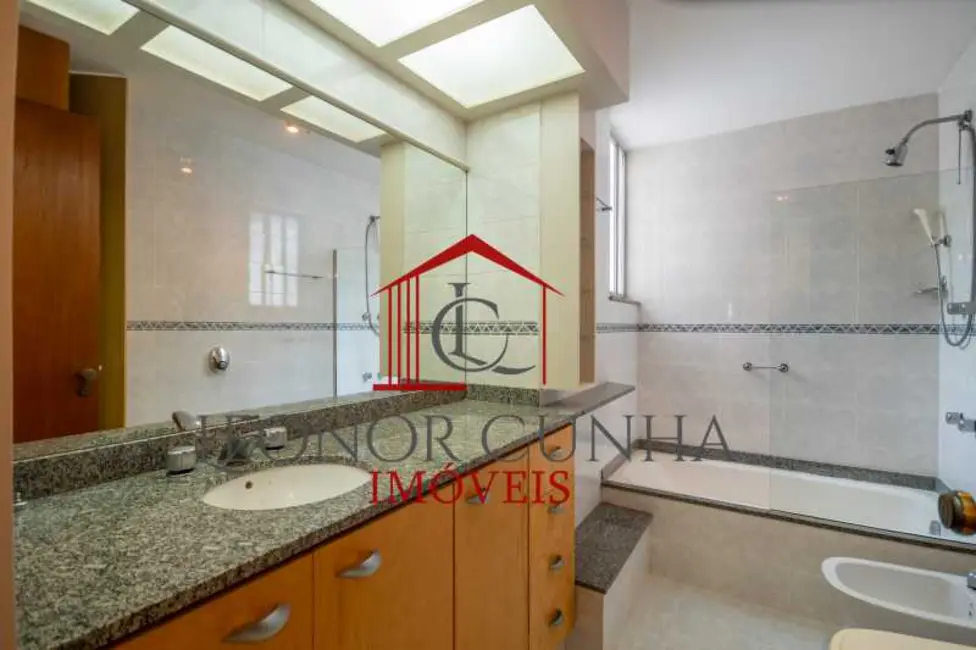 Apartamento com 3 quartos à venda, 143m2 em Rio De Janeiro - RJ - imagem 6 Foto 6 de Apartamento com 3 quartos à venda, 143m2 em Rio De Janeiro - RJ