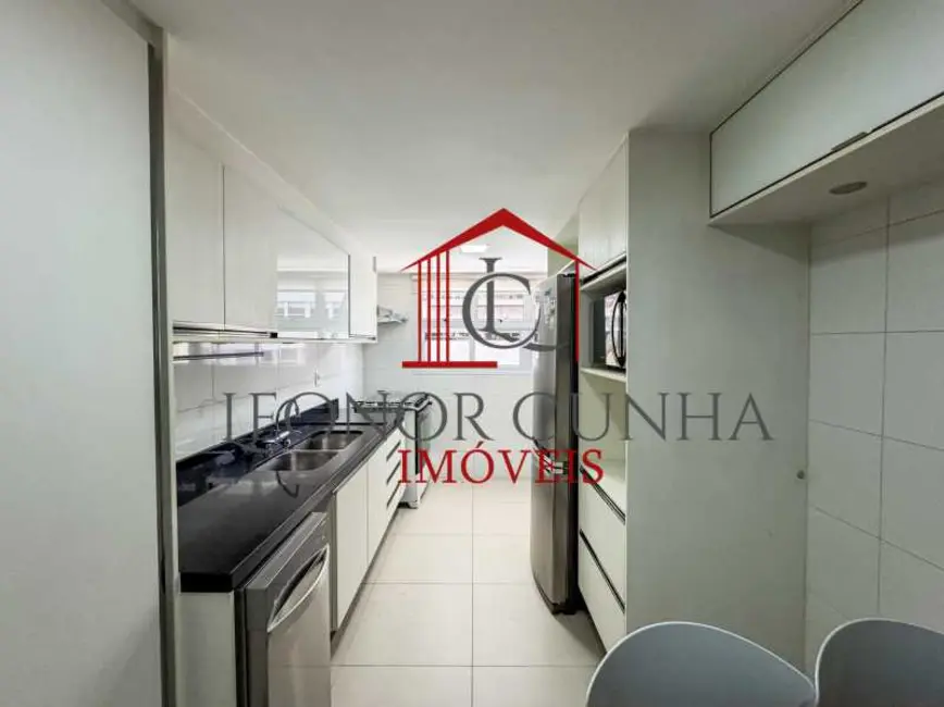 Foto 8 de Apartamento com 4 quartos à venda, 200m2 em Rio De Janeiro - RJ