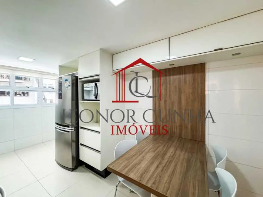 Foto 9 de Apartamento com 4 quartos à venda, 200m2 em Rio De Janeiro - RJ