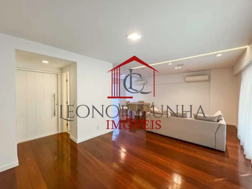 Foto 6 de Apartamento com 4 quartos à venda, 200m2 em Rio De Janeiro - RJ