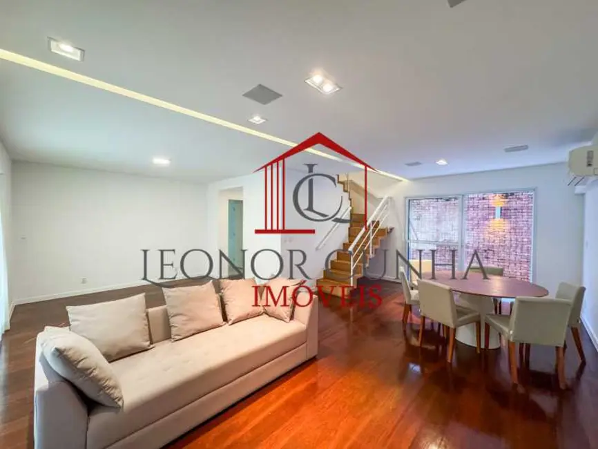 Foto 1 de Apartamento com 4 quartos à venda, 200m2 em Rio De Janeiro - RJ