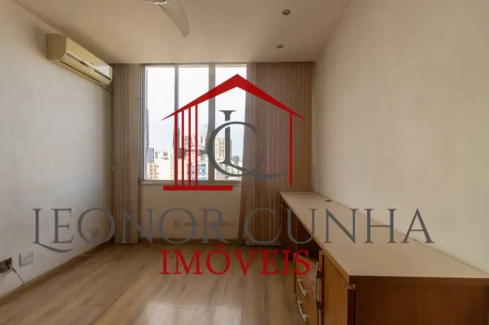 Apartamento com 4 quartos à venda, 267m2 em Rio De Janeiro - RJ - imagem 7 Foto 7 de Apartamento com 4 quartos à venda, 267m2 em Rio De Janeiro - RJ