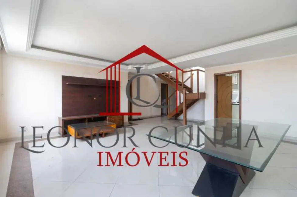 Apartamento com 4 quartos à venda, 267m2 em Rio De Janeiro - RJ - imagem 3 Foto 3 de Apartamento com 4 quartos à venda, 267m2 em Rio De Janeiro - RJ