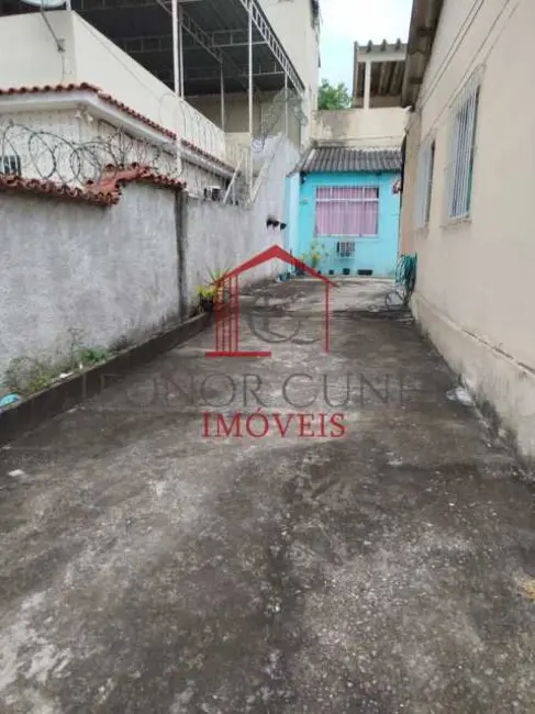 Casa com 2 quartos à venda, 140m2 em Rio De Janeiro - RJ - imagem 3 Foto 3 de Casa com 2 quartos à venda, 140m2 em Rio De Janeiro - RJ