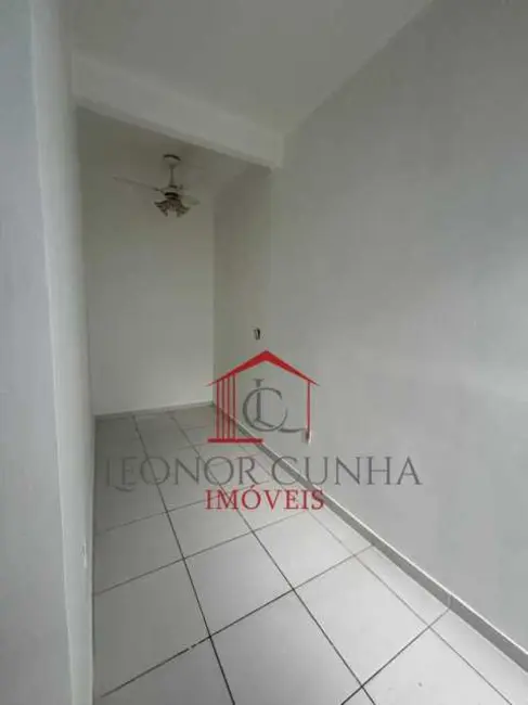 Casa com 2 quartos à venda e para alugar, 70m2 em Rio De Janeiro - RJ - imagem 7 Foto 7 de Casa com 2 quartos à venda e para alugar, 70m2 em Rio De Janeiro - RJ