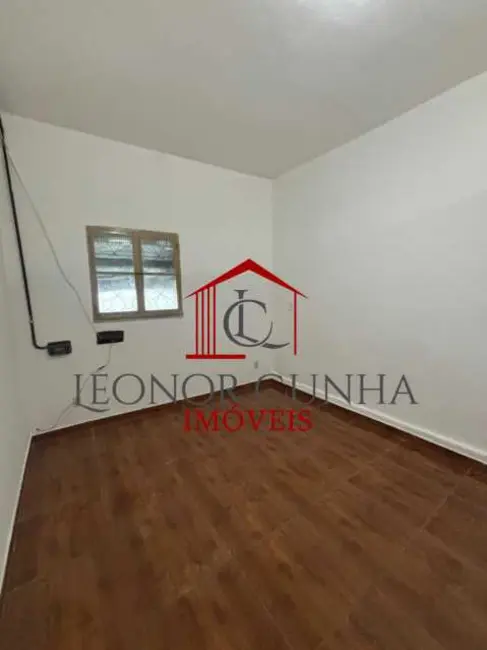 Foto 8 de Casa de Vila com 1 quarto para alugar, 40m2 em Rio De Janeiro - RJ