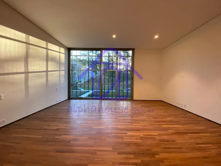 Casa com 5 quartos à venda, 950m2 em Tamboré, Santana De Parnaiba - SP - imagem 5 Foto 5 de Casa com 5 quartos à venda, 950m2 em Tamboré, Santana De Parnaiba - SP